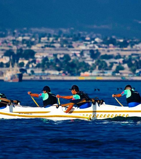 Con éxito finalizó torneo nacional de Canotaje Polinésico en la bahía de Coquimbo
