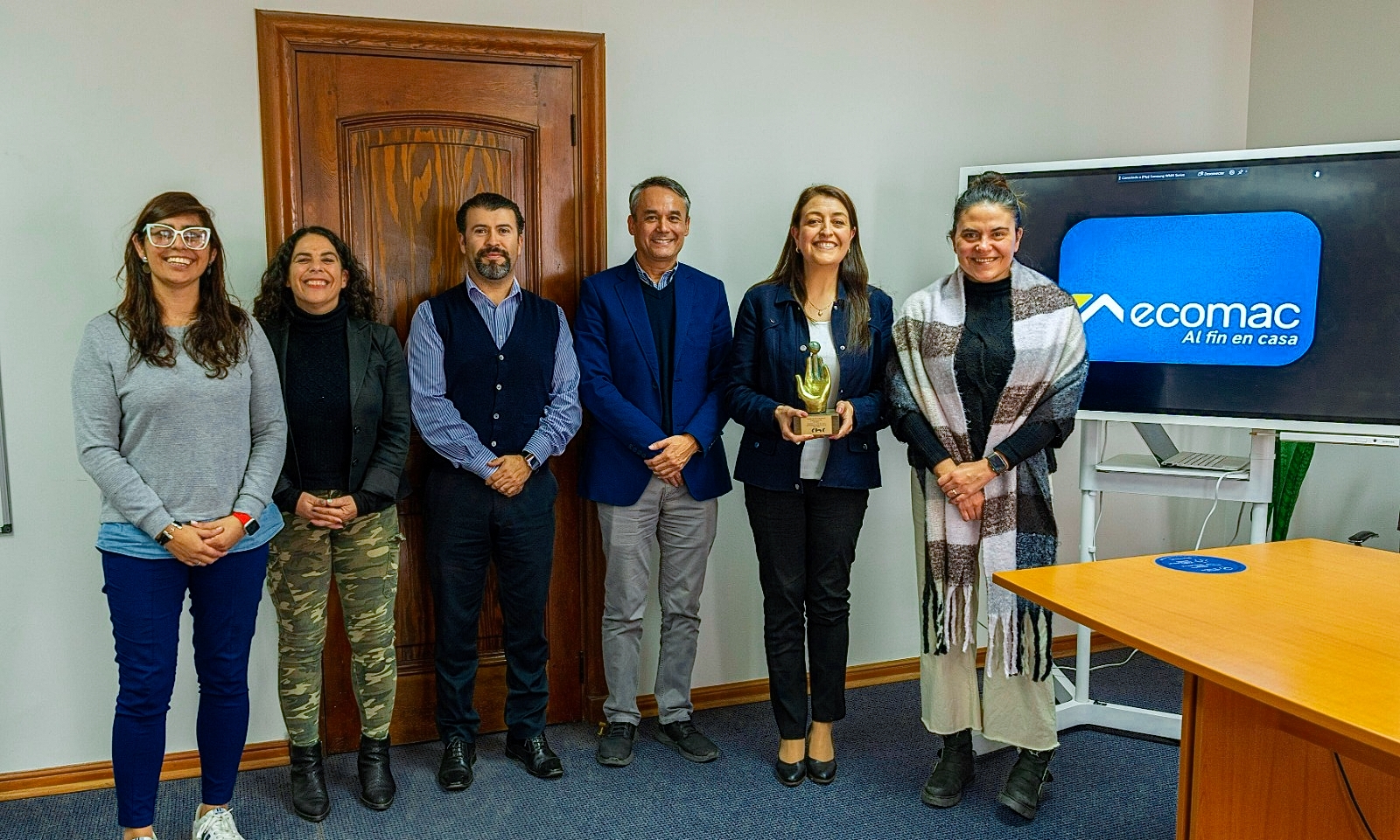 Programa de "Reinserción social para mujeres privadas de libertad" de la Región de Coquimbo obtiene reconocimiento nacional