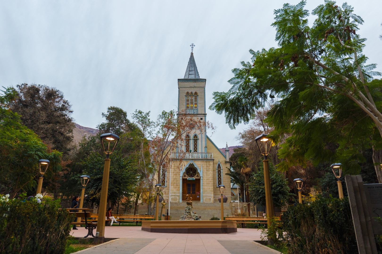 Alcalde de Paihuano celebra premio internacional para Pisco Elqui
