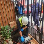 Vecinos de Tierras Blancas participan en proceso de video inspección de Aguas del Valle