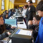 1.464 estudiantes de La Serena reciben computadores para fortalecer sus aprendizajes