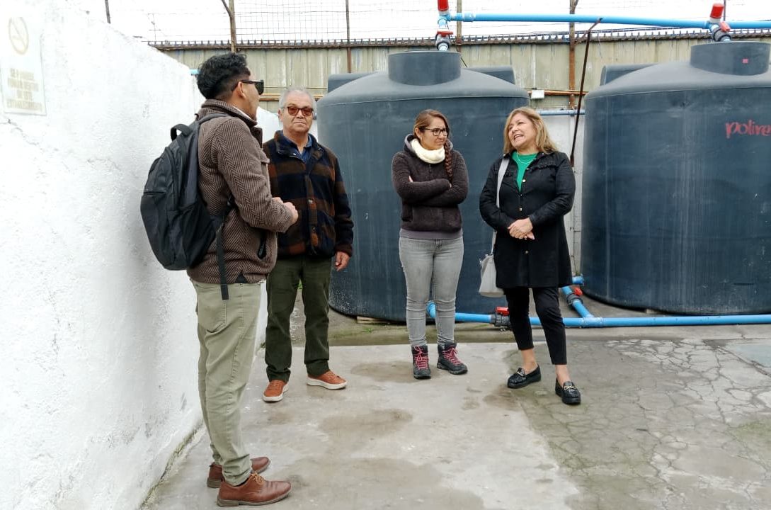 Dirigentes vecinales visitan pesquera Sea Star y valoran inversiones en tratamiento de RILes