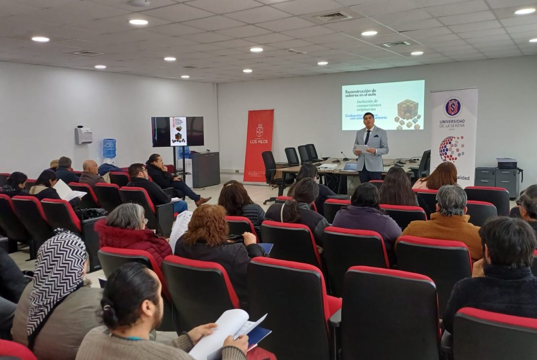 Educadores tradicionales del Choapa fortalecen competencias pedagógicas en seminario taller de actualización intercultural