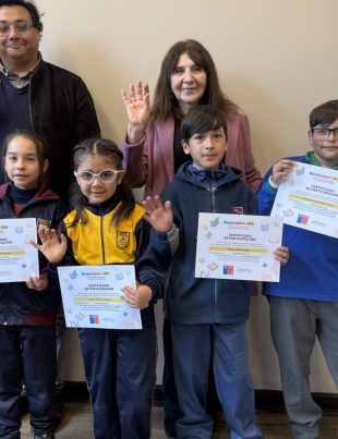 Estudiantes de la Región de Coquimbo fueron reconocidos en la ceremonia regional del concurso nacional “Booktubers Bibliotecas Escolares CRA 2025”
