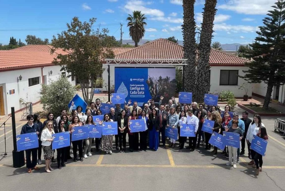 Reconocen a organizaciones que se adjudicaron Fondo Concursable de Aguas del Valle