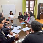 Seremi de Educación se reúne con estudiantes del Christ School para fortalecer el diálogo y clarificar plazos del proceso