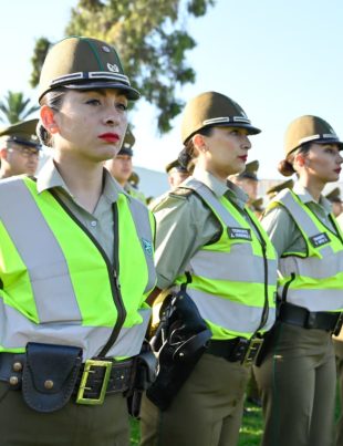 Carabineros abre 18 cupos laborales en distintas regiones del país