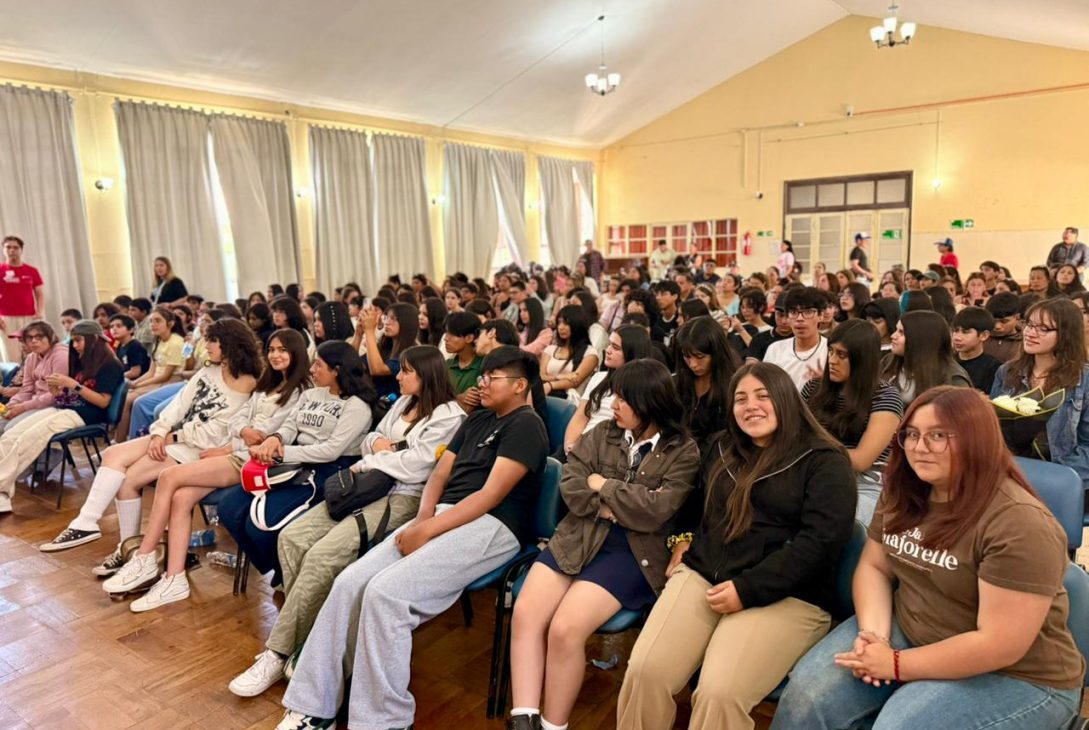 Más de 140 estudiantes vivieron una experiencia de inmersión en inglés con los English Summer Camps