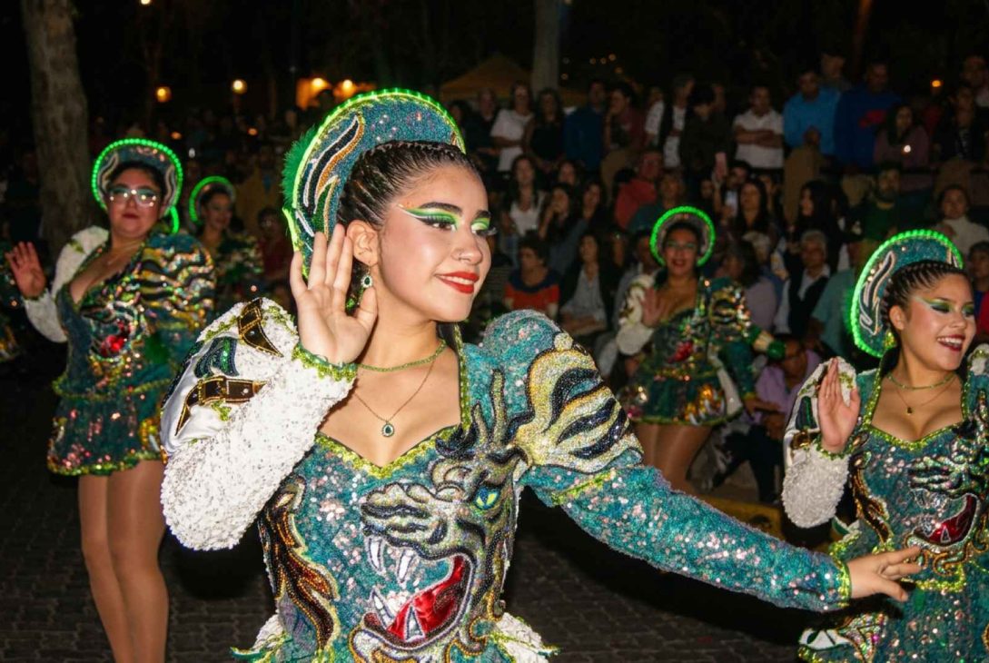 Pisco Elqui culminó celebración de 90 años con Carnaval Andino
