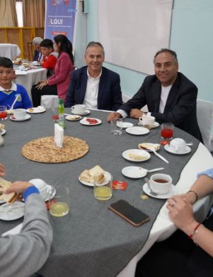 SLEP Elqui reconoció a escuelas de La Serena y La Higuera que mejoraron resultados en el SIMCE