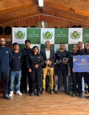 Sexta Compañía del Cuerpo de Bomberos de La Serena adquiere nuevo equipamiento gracias al fondo concursable de Aguas del Valle