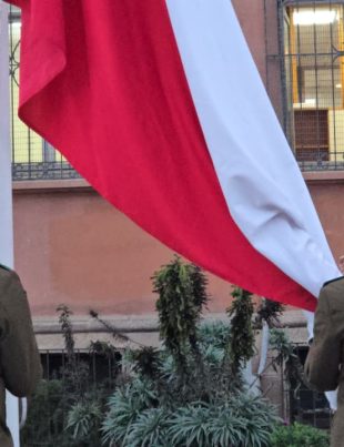 Con el izamiento de la Bandera Nacional Carabineros inició Conmemoraciones por sus 99 años