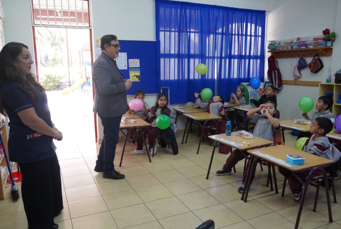 Escuela Juan Torres Martínez de Vicuña conmemoró Día del Estudiante con expresiones artísticas