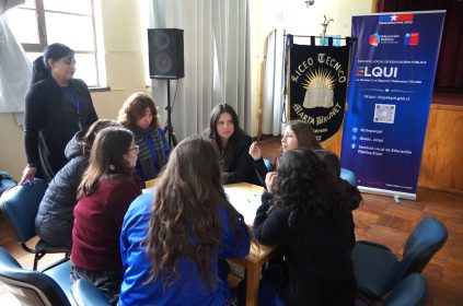 Estudiantes y coordinadores de La Higuera y La Serena reflexionan sobre “Convivencia y Buen Trato”