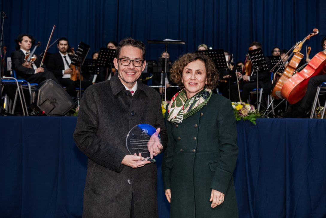 UCN celebra su 70° Aniversario con reconocimiento al Gobierno Regional y concierto de Orquesta Filarmónica Antena