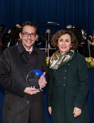 UCN celebra su 70° Aniversario con reconocimiento al Gobierno Regional y concierto de Orquesta Filarmónica Antena