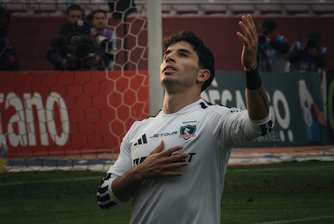 Goles y liderato: Colo Colo derrotó a un Club Deportes La Serena sin respuestas