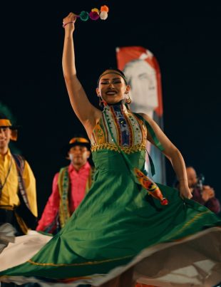 Ballet Folclórico Alas de Mi Patria deslumbra al público turco y fortalece la presencia Chilena en el 20.º Festival Internacional de Danzas Folclóricas de Denizli