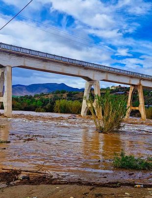 Desborde del embalse Recoleta ocasiona corte de emergencia en Ovalle