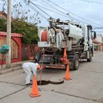 Aguas del Valle suma nueva maquinaria y limpia más de 20 kilómetros de colectores ante nuevos sistemas frontales