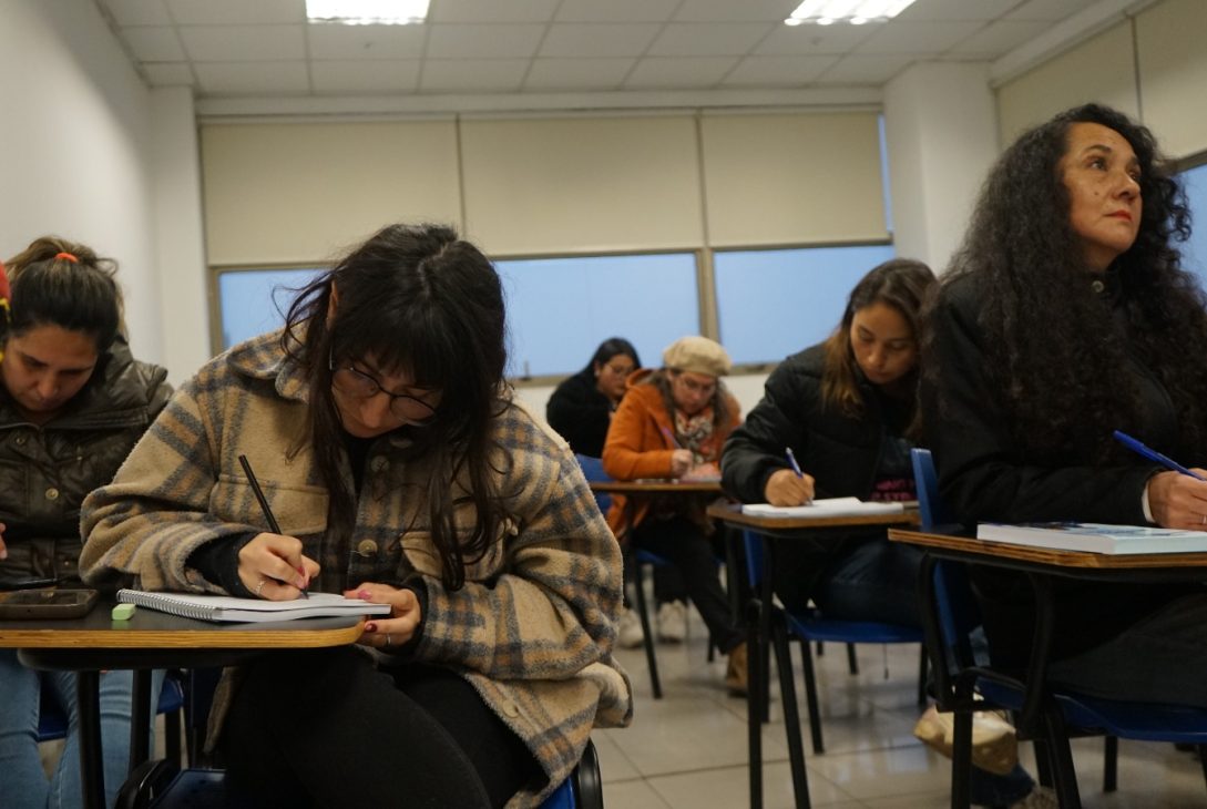 Alumnas del curso Mujeres Gásfiter de Aguas del Valle retoman sus clases en La Serena e Illapel