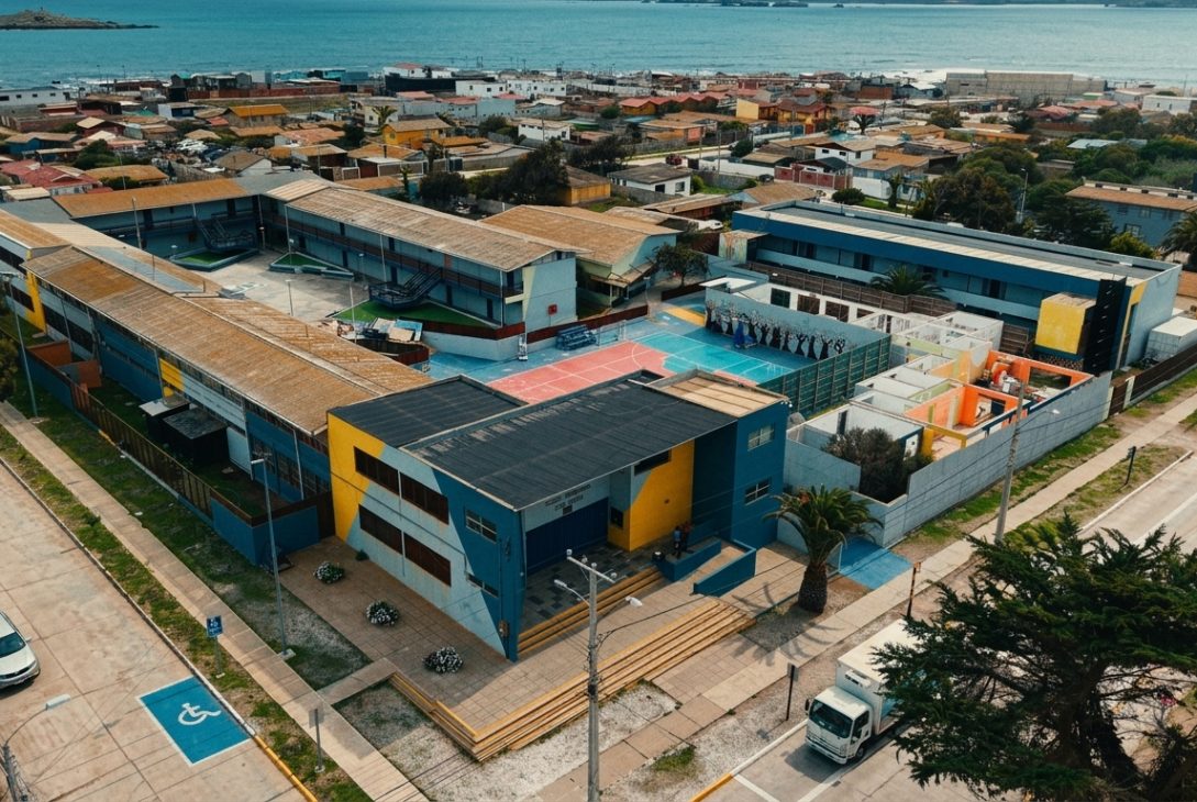 Municipalidad de Los Vilos presenta querella criminal ante robo de cañerías en el Liceo Nicolás Federico Lohse Vargas