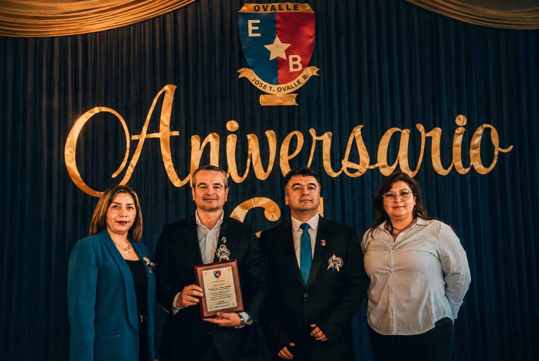 Escuela José Tomás Ovalle celebra 61 años de formación en el Limarí y reconoce aporte de Andes Iron a la cultura y educación