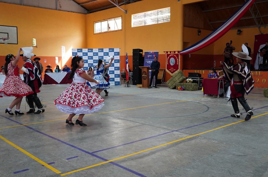 Escuela Jerónimo Godoy Villanueva y Liceo Mistraliano representarán a Paihuano en Muestra Regional de Cueca Escolar