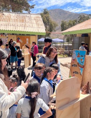 Escuelas de Colonia Alfalfares y Punta de Choros son reconocidas por la Superintendencia de Educación por promover la sana convivencia educativa